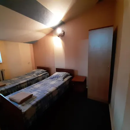 Kadm Motel
